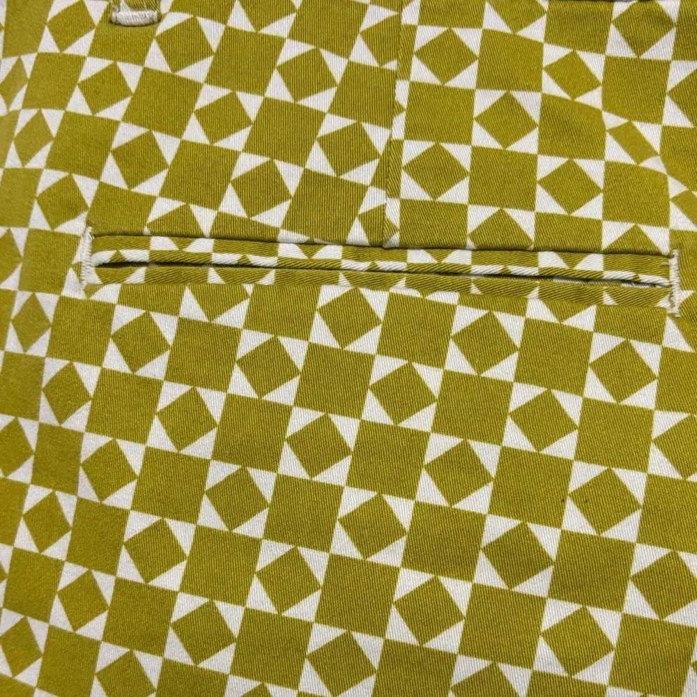 Banana Republic Retro Green Patterned Women's Shorts - Picture 6 of 10